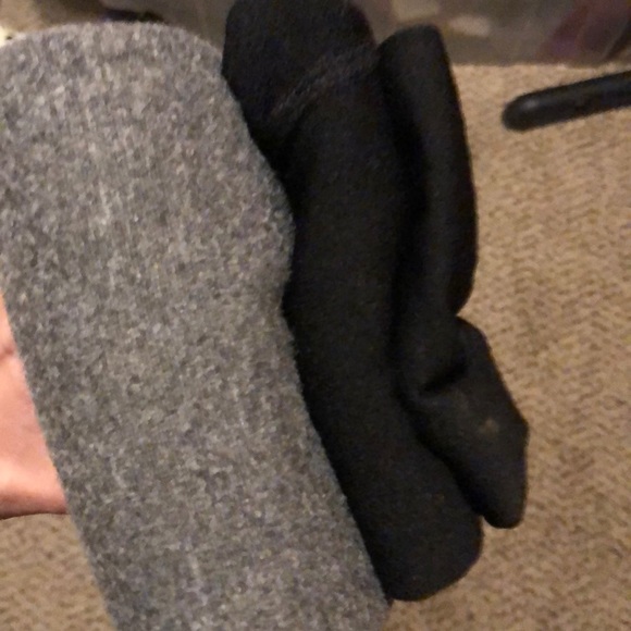 NWT!! 2 Pack Footed Fleece Lined Tights - Picture 5 of 5